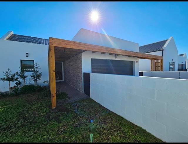 3 BEDROOM HOUSE FOR SALE IN BRITANNIA BAY
